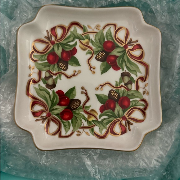 Tiffany holiday square plate - Picture 3 of 4
